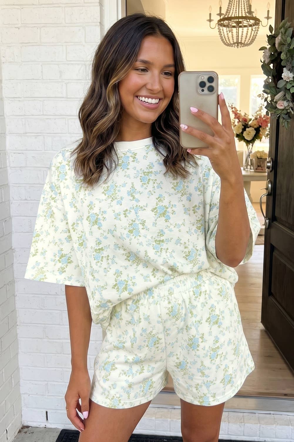 LAS Floral Oversized Tee and Shorts Set / S