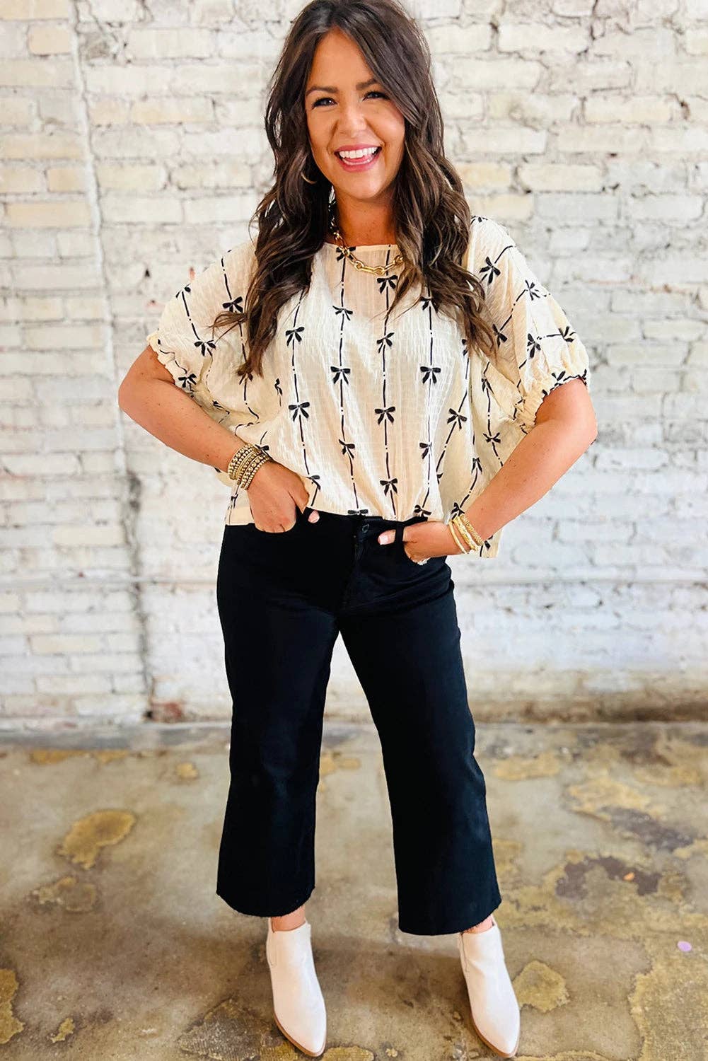 Beige Bow Print Puff Short Sleeve Top: Beige - Small - XL