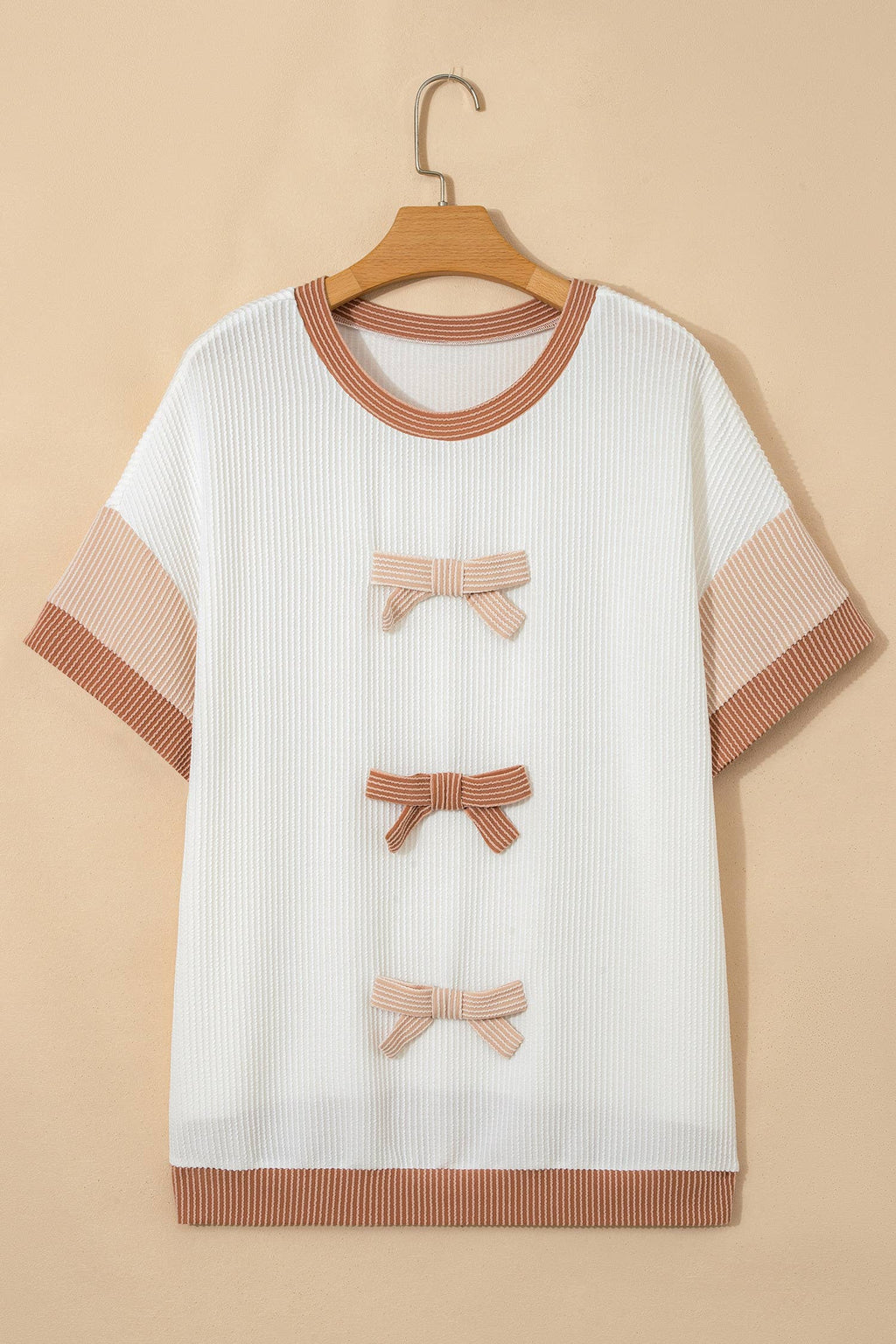 Bowknot Applique Ribbed Top: Beige / Plus /1X-4X/