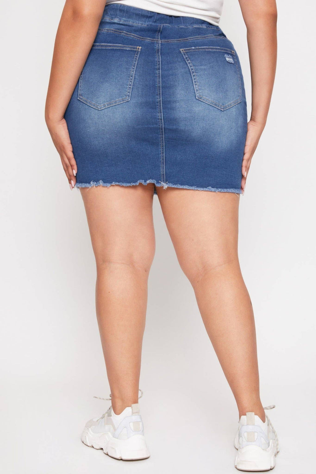 Plus Pull On Fray Hem Skirt / 1X-3X