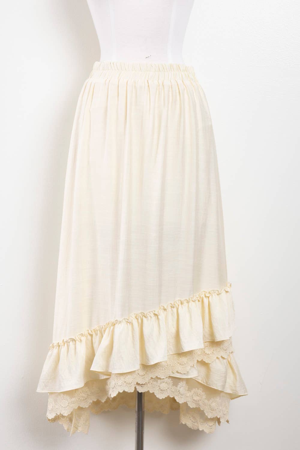 Ruffle Hem Lace Trim Midi Skirt: NATURAL / S-M-L/