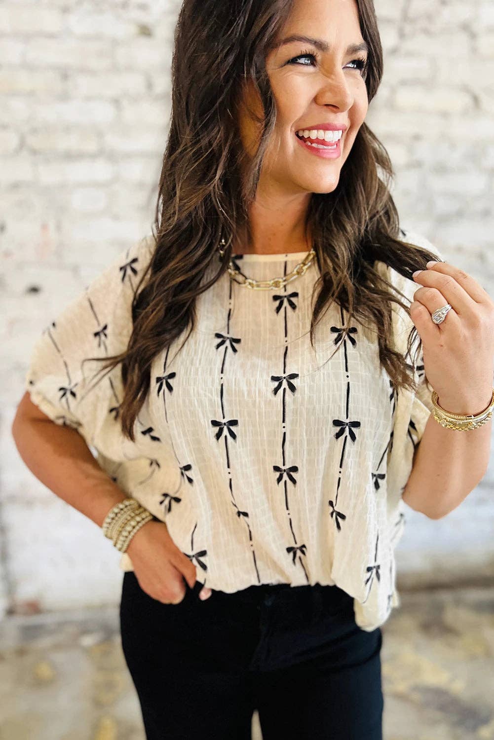 Beige Bow Print Puff Short Sleeve Top: Beige - Small - XL
