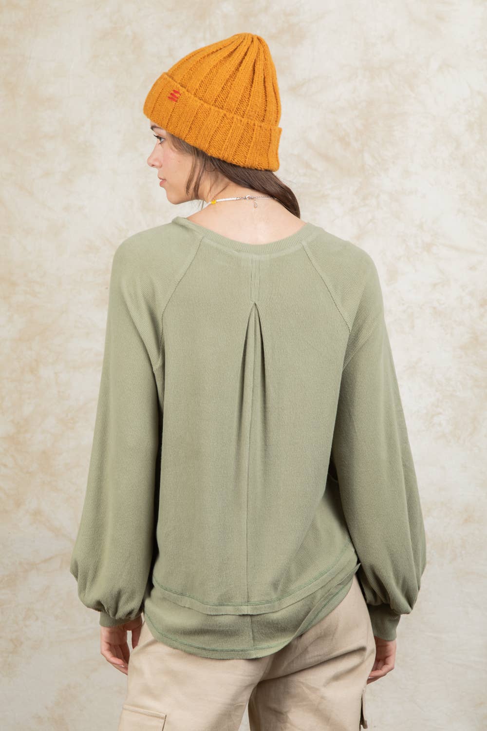 Casual Oversized Cutout Knit Top: CREAM
