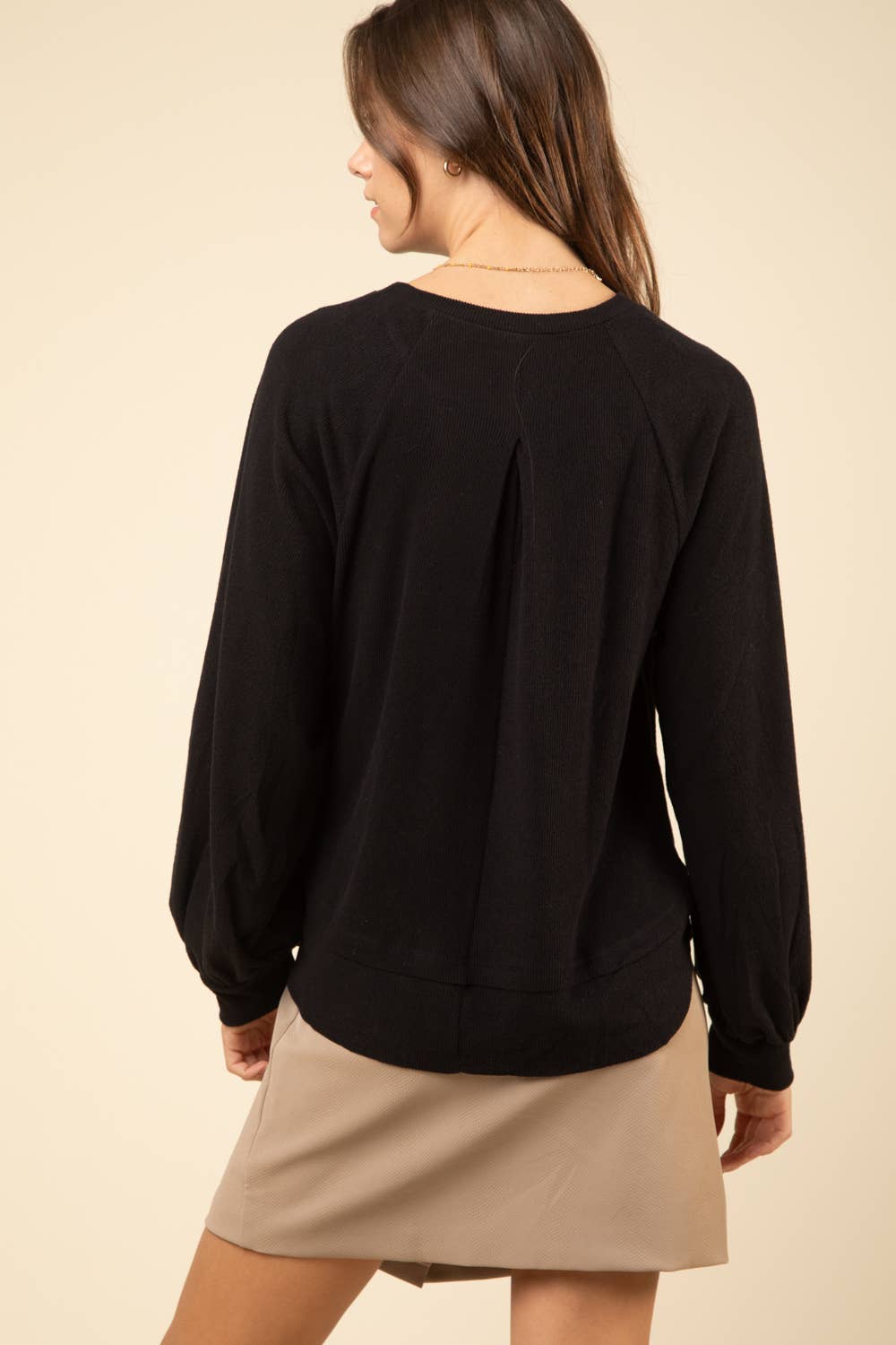 Casual Oversized Cutout Knit Top: CREAM